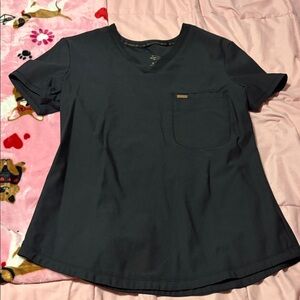 Cherokee form one pocket scrub top size xs